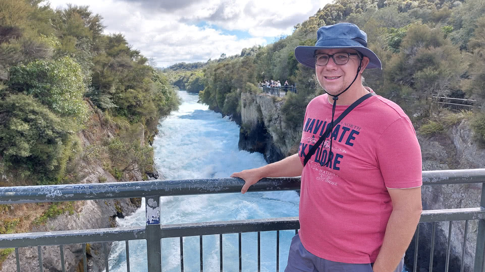 neuseeland-bis-taupo-huka-falls-allan-waikato-river