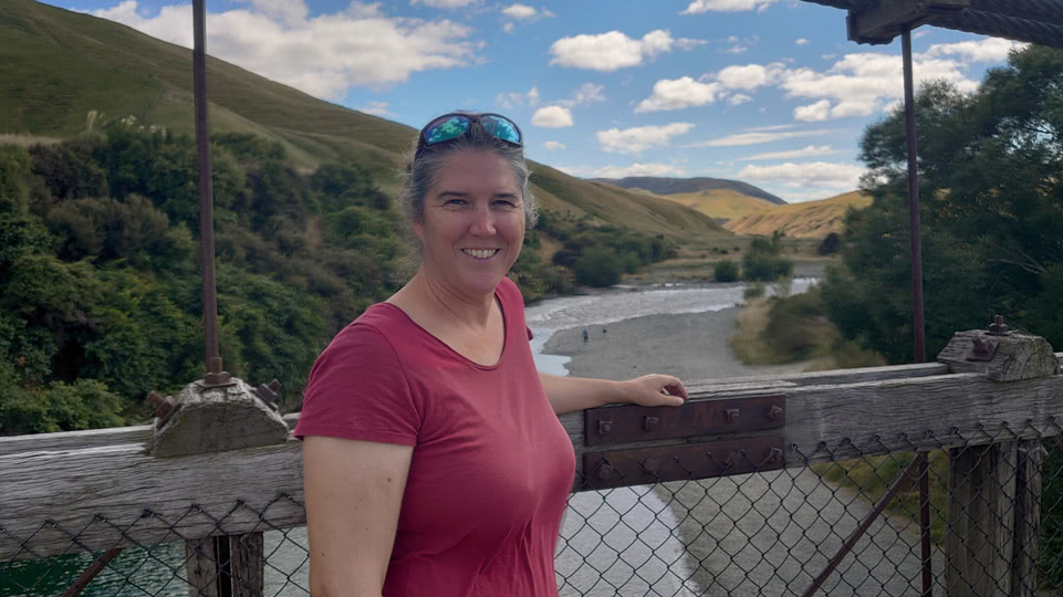 neuseeland-bis-taupo-springvale-suspension-bridge-nelly