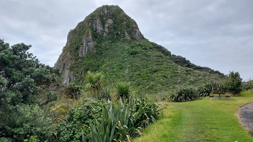 neuseeland-bis-turangi-paritutu-rock