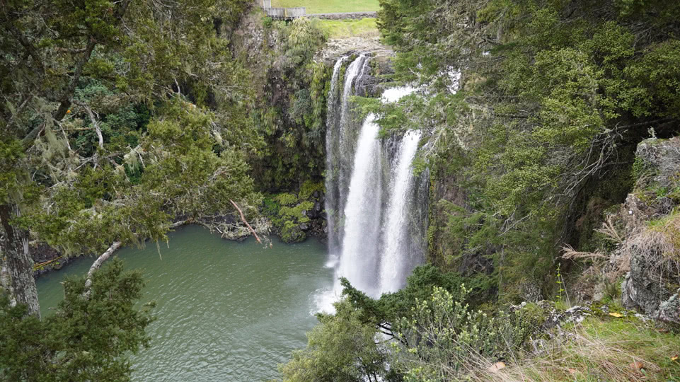 neuseeland-wetterfenster-whangarei-falls