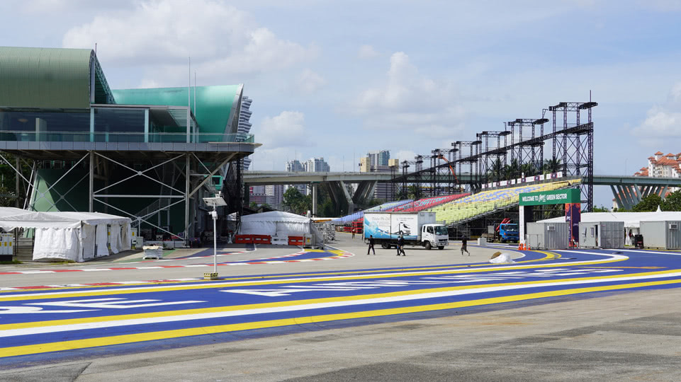 singapur-formel-1-boxengasse