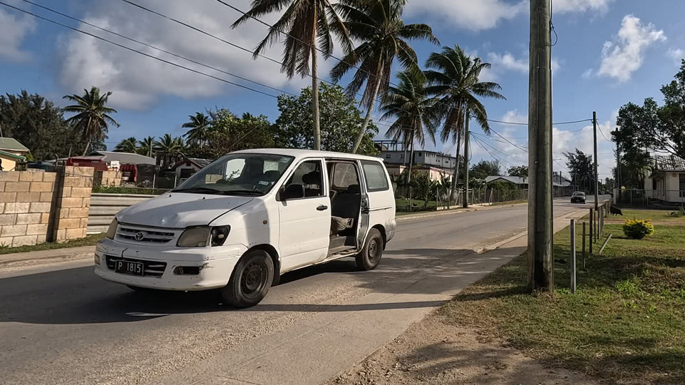 tonga-haapai-auto-keine-tuere