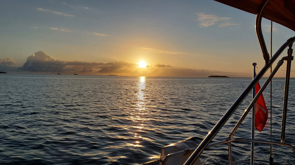 tonga-haapai-sonnenaufgang-tongatapu