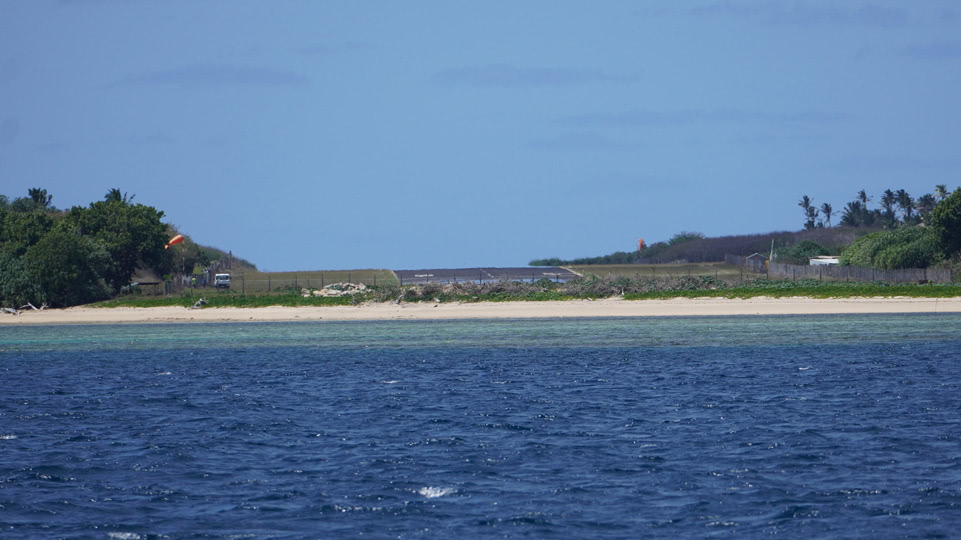 tonga-sehnsuchtsplatz-haapai-flugpiste