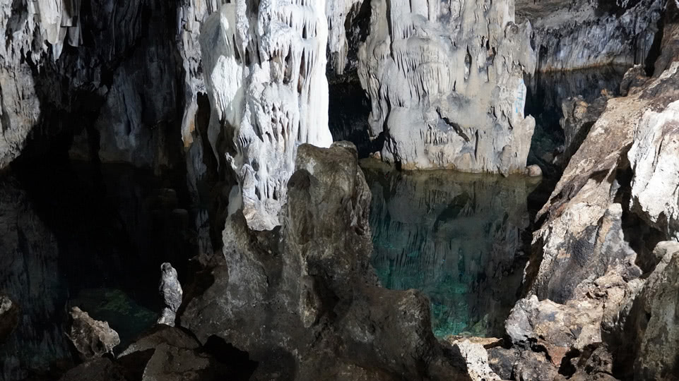 tonga-tongatapu-anahulu-cave-badesee2