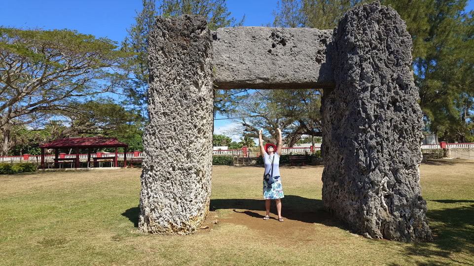 tonga-tongatapu-haamongaa-maui-trilithon-nelly