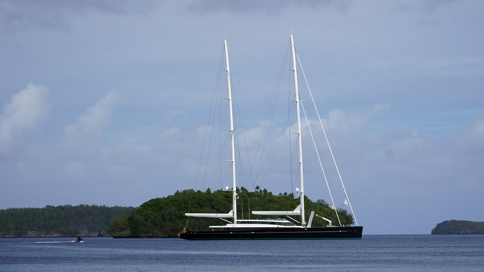 vavau-bis-nach-tongatapu-port-maurelle-superjacht-aquijo