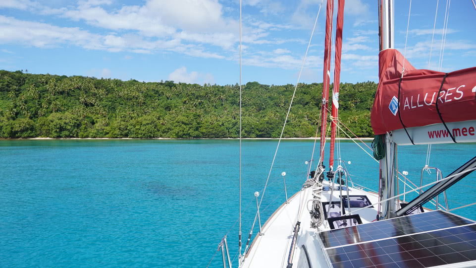 vavau-bis-nach-tongatapu-port-maurelle