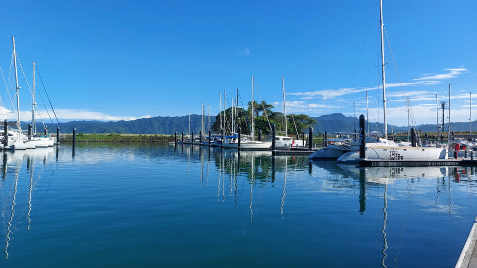 fiji-savusavu-zyklonsaison-nawi-island-hafen