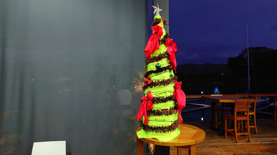 fiji-savusavu-zyklonsaison-nawi-island-weihnachtsdeko