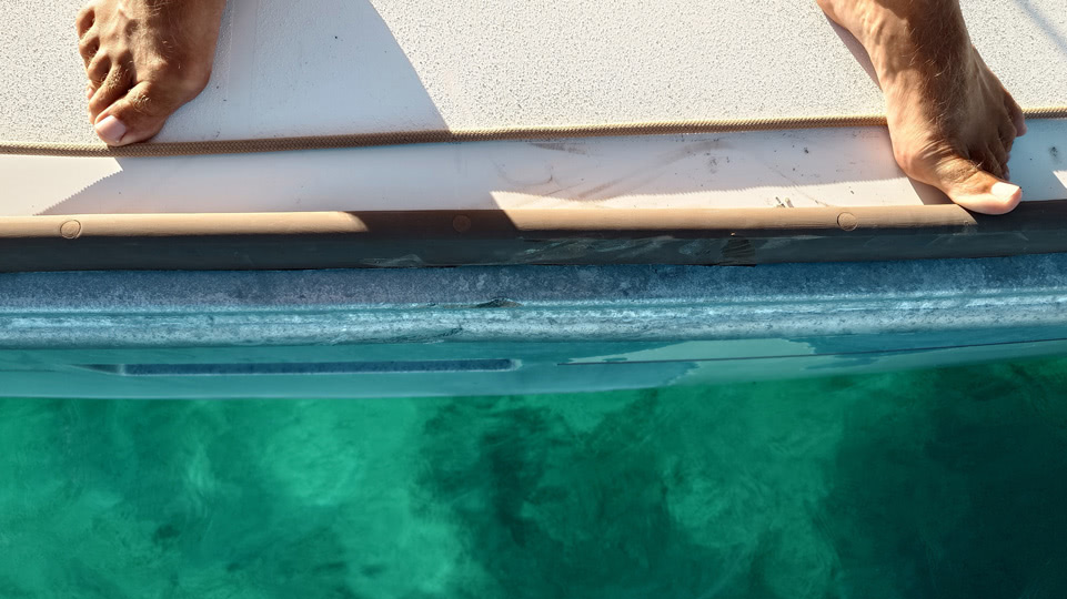 fiji-rainbow-reef-schaden-begutachten