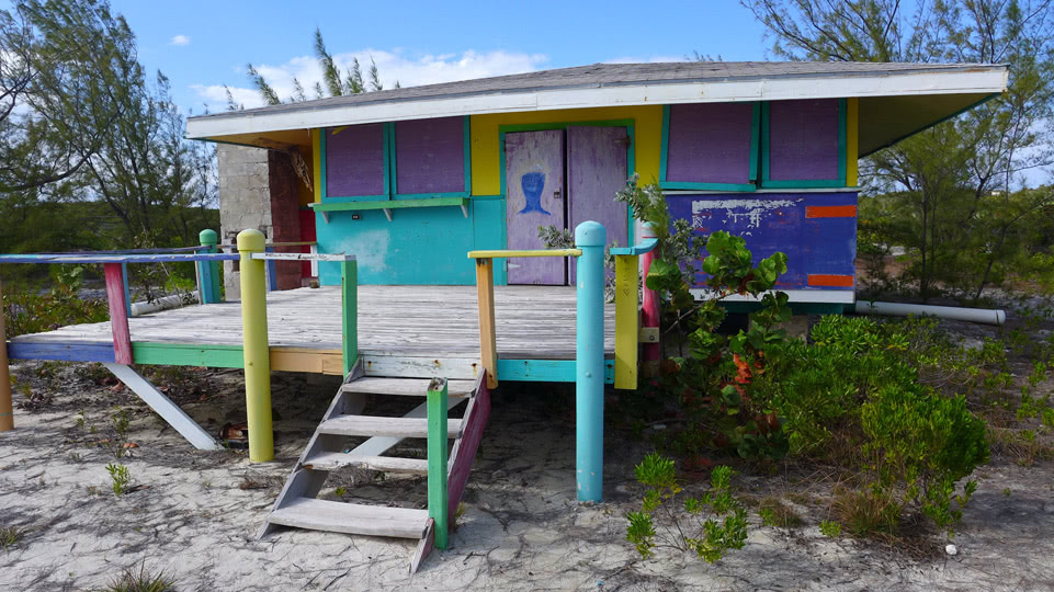 bahamas-exumas-stocking-island-verlassene-bar